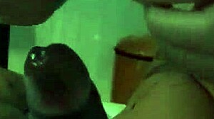Ebben a videóban egy indiai titkárnő kielégíti a fekete farkát